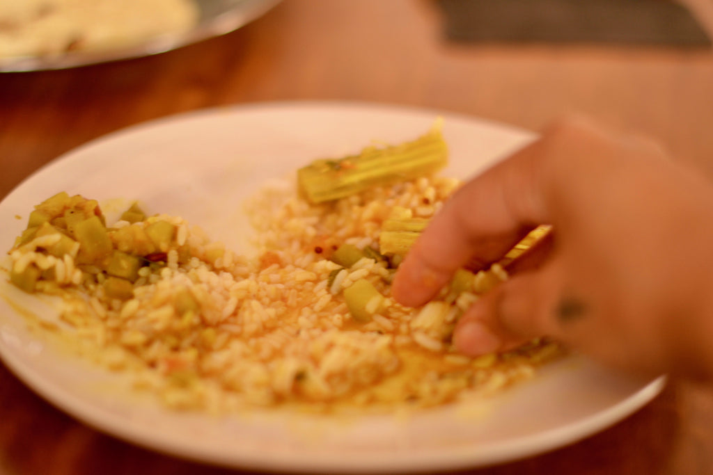 Eating Food With Your Hands - A Tastier and Healthier Alternative